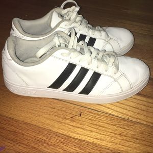 💎🔥Black and white adidas superstars💎 🔥